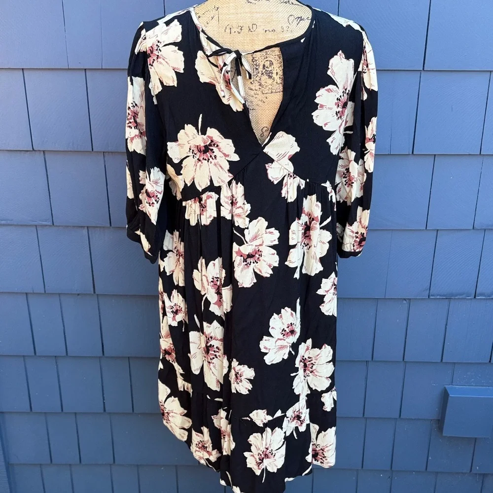 Ba&sh Floral Black and White lady Dress large perfect